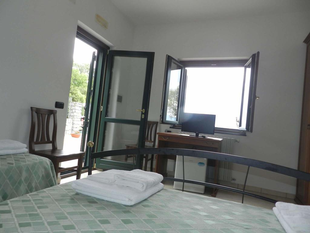 Bel Tempio Guest House San Giovanni a Piro Eksteriør bilde