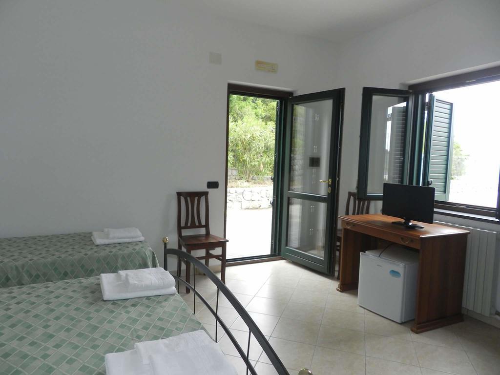 Bel Tempio Guest House San Giovanni a Piro Eksteriør bilde