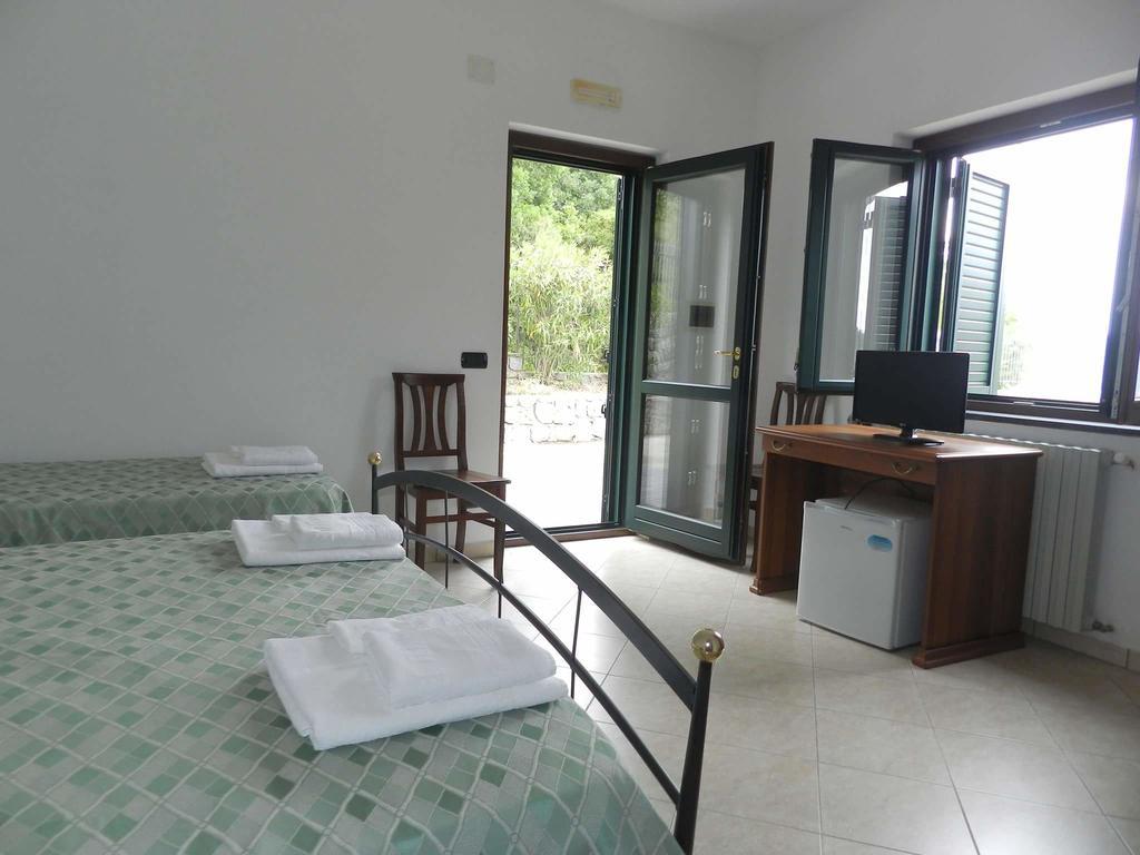 Bel Tempio Guest House San Giovanni a Piro Eksteriør bilde