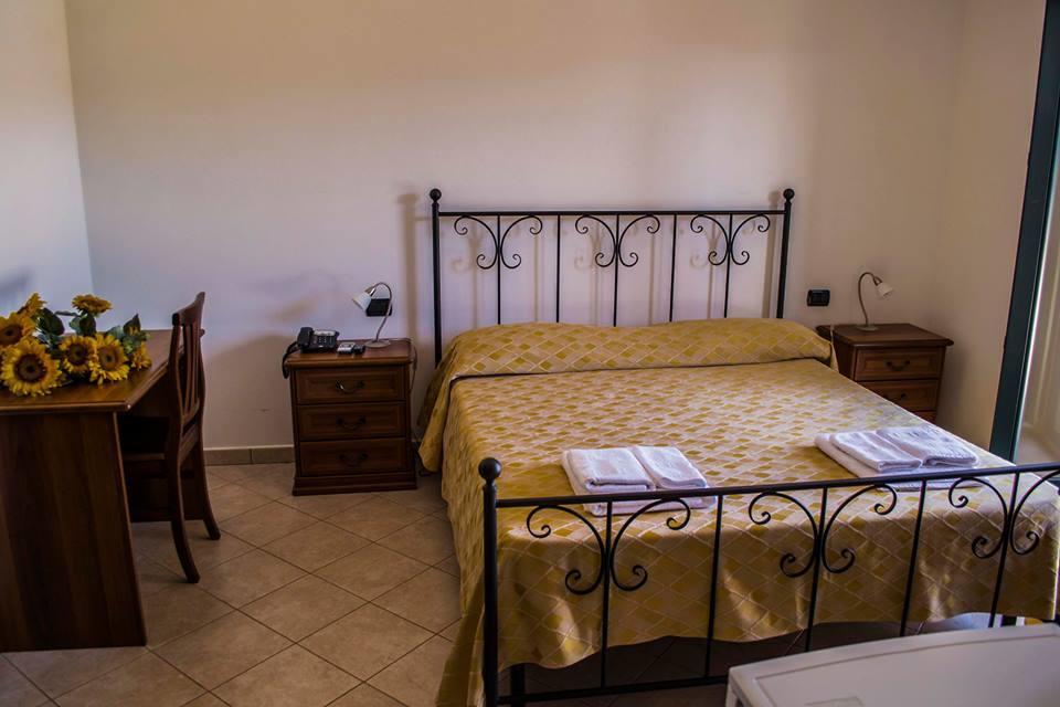 Bel Tempio Guest House San Giovanni a Piro Eksteriør bilde